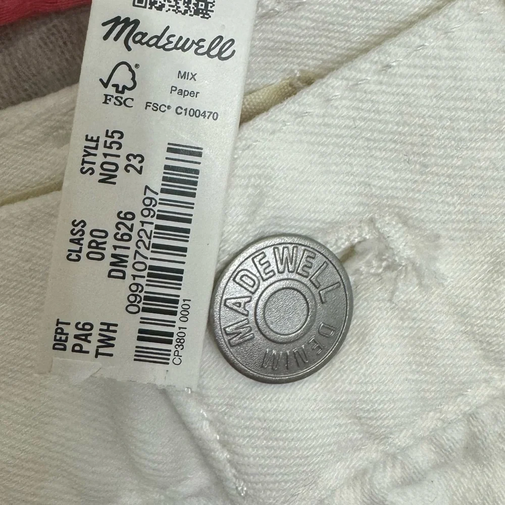 Madewell White Denim Harlow Pleated Shorts NWT
